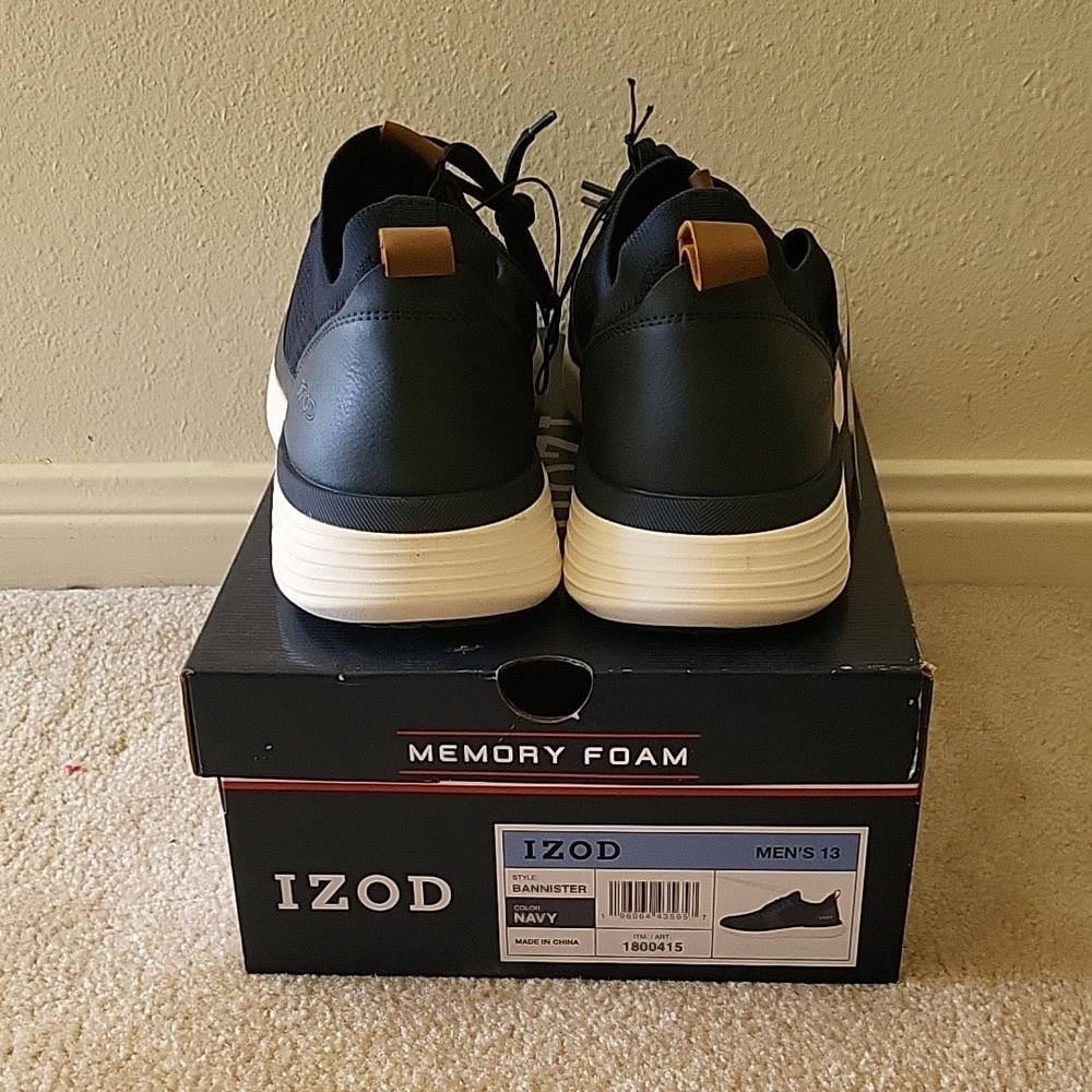 IZOD Men's Navy Shoe - Picture 5 of 7